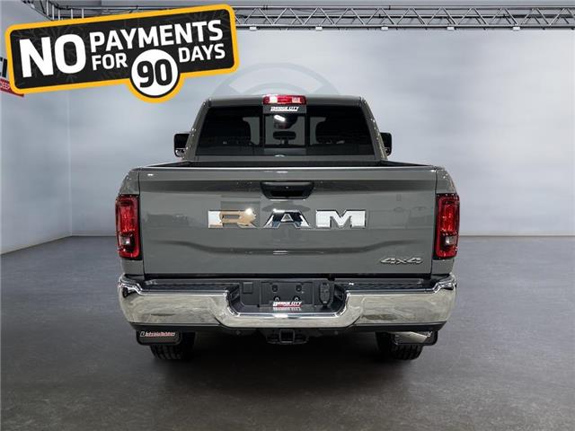 2026 RAM 3500 Tradesman (Stk: 40628) in Lethbridge - Image 4 of 15