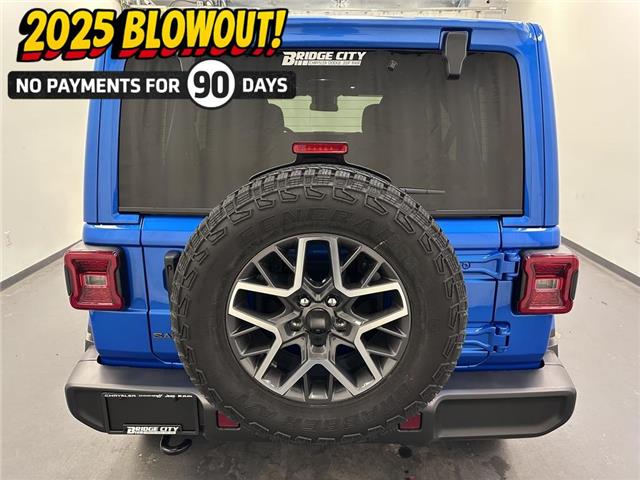 2025 Jeep Wrangler Sahara (Stk: 40206) in Lethbridge - Image 5 of 28