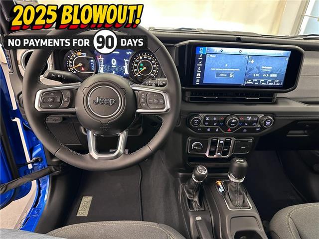 2025 Jeep Wrangler Sahara (Stk: 40206) in Lethbridge - Image 16 of 28