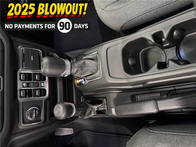 2025 Jeep Wrangler Sahara (Stk: 40206) in Lethbridge - Image 22 of 28