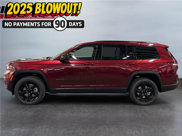 2025 Jeep Grand Cherokee L Laredo (Stk: 40462) in Lethbridge - Image 2 of 15