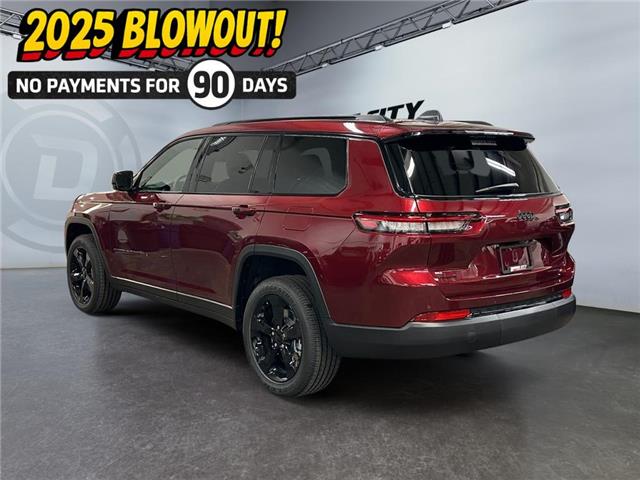 2025 Jeep Grand Cherokee L Laredo (Stk: 40462) in Lethbridge - Image 3 of 15
