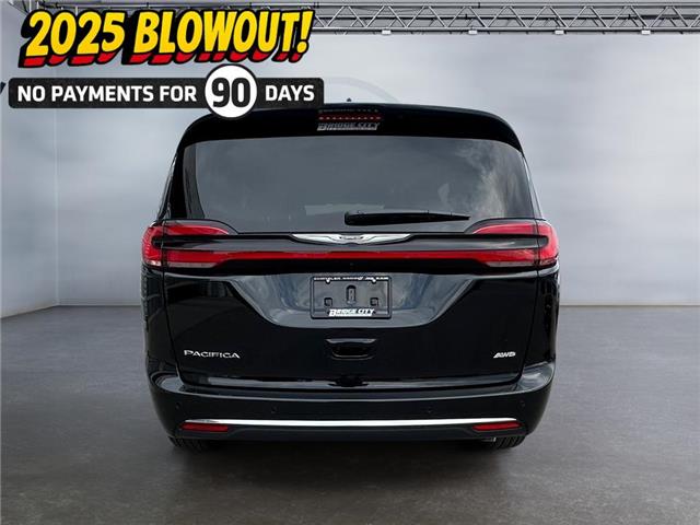 2025 Chrysler Pacifica Select (Stk: 40310) in Lethbridge - Image 4 of 15