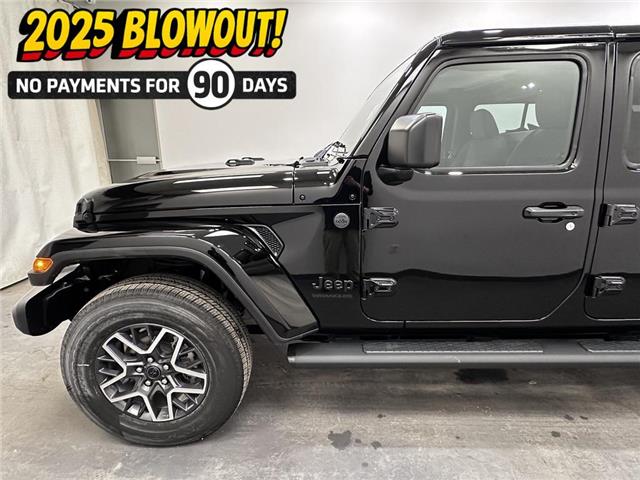 2025 Jeep Wrangler Sahara (Stk: 36523) in Lethbridge - Image 2 of 28