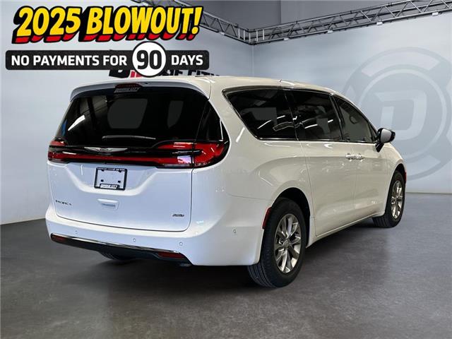 2025 Chrysler Pacifica Select (Stk: 40319) in Lethbridge - Image 5 of 15
