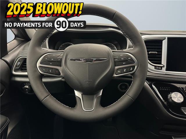 2025 Chrysler Pacifica Select (Stk: 40319) in Lethbridge - Image 12 of 15