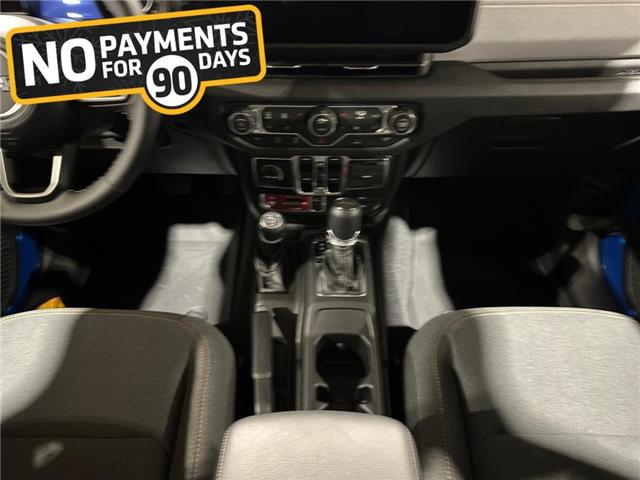 2026 Jeep Gladiator Sport S (Stk: 40889) in Lethbridge - Image 11 of 15