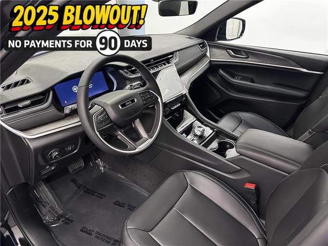 2025 Jeep Grand Cherokee Limited (Stk: 37037) in Lethbridge - Image 13 of 29
