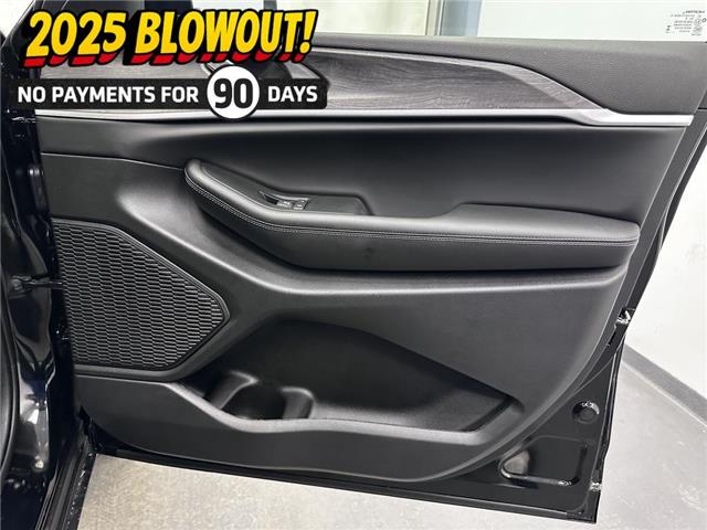 2025 Jeep Grand Cherokee Limited (Stk: 37037) in Lethbridge - Image 25 of 29