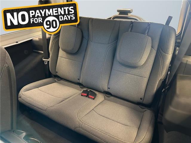 2026 Jeep Wrangler Sport (Stk: 40693) in Lethbridge - Image 13 of 15