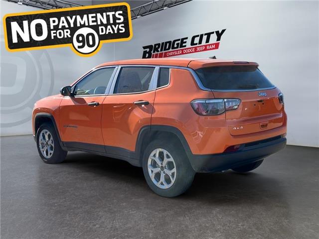2026 Jeep Compass Sport (Stk: 40749) in Lethbridge - Image 3 of 8