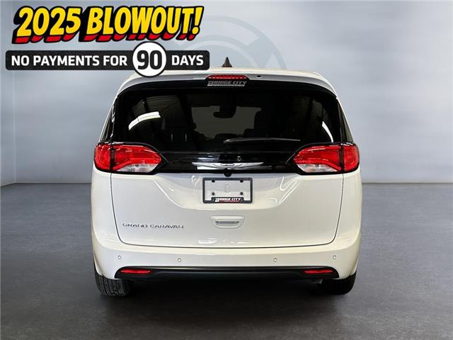 2025 Chrysler Grand Caravan SXT (Stk: 40309) in Lethbridge - Image 4 of 15