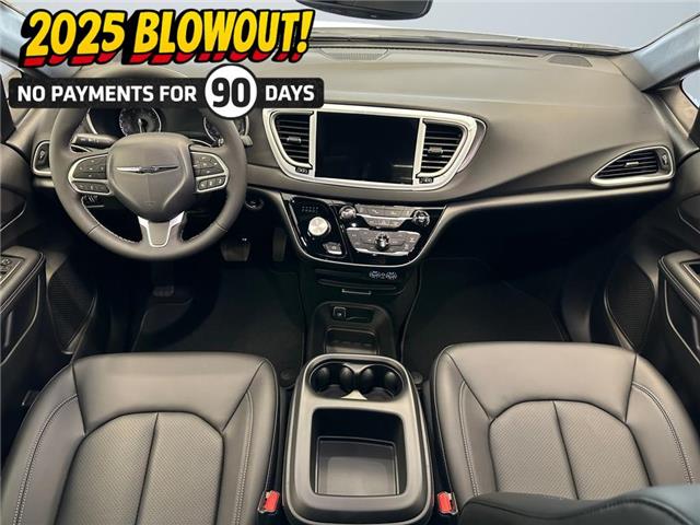 2025 Chrysler Grand Caravan SXT (Stk: 40309) in Lethbridge - Image 10 of 15