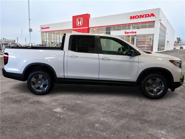 2025 Honda Ridgeline TrailSport (Stk: 3893) in Lethbridge - Image 2 of 24