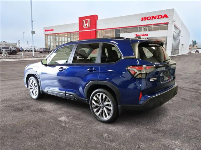 2025 Subaru Forester Premier (Stk: 3800A) in Lethbridge - Image 5 of 24