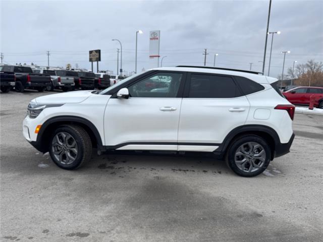 2025 Kia Seltos EX (Stk: 7683290K) in Cranbrook - Image 2 of 21