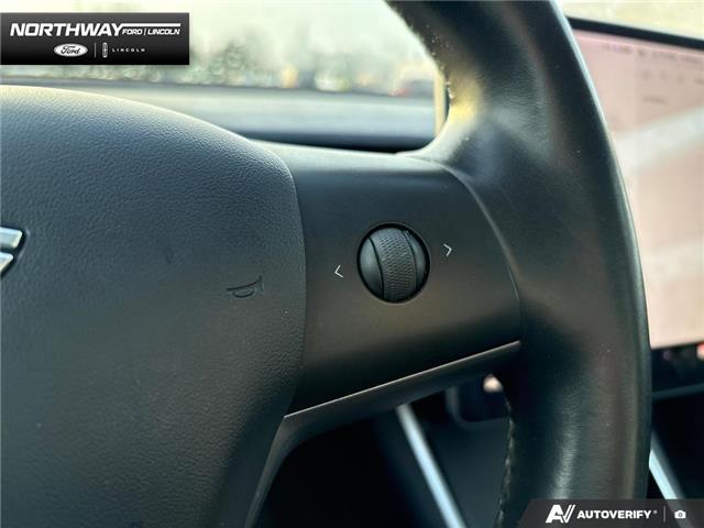 2019 Tesla Model 3 Standard Range Plus (Stk: 5BR8695A) in Brantford - Image 12 of 18