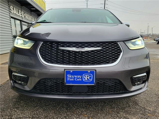 2022 Chrysler Pacifica Hybrid LIMITED HYBRID | PANO ROOF | NAVI | HEATED LEATHER (Stk: R12457A) in St. Catharines - Image 28 of 33