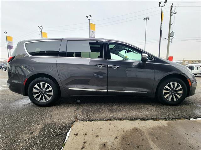 2022 Chrysler Pacifica Hybrid LIMITED HYBRID | PANO ROOF | NAVI | HEATED LEATHER (Stk: R12457A) in St. Catharines - Image 29 of 33