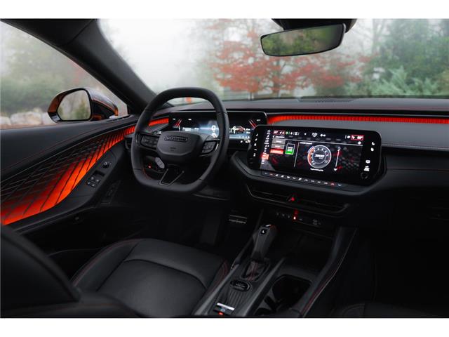 2026 Dodge Charger Scat Pack (Stk: 26T118) in Calgary - Image 6 of 9