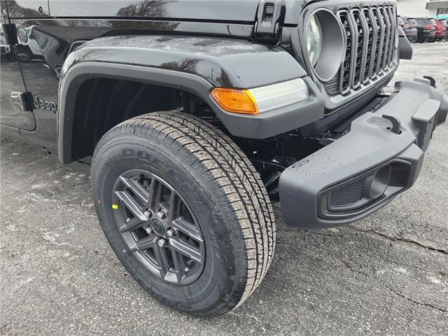 2026 Jeep Gladiator Sport S (Stk: 260123) in Windsor - Image 10 of 21