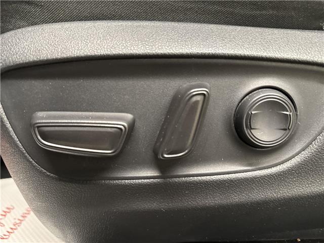 2023 Toyota RAV4 Hybrid XLE (Stk: 11105586A) in Markham - Image 17 of 32