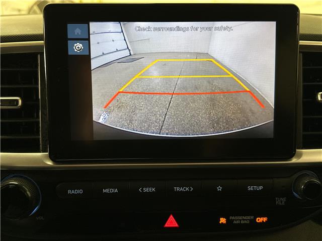 2025 Hyundai Venue Preferred w/Two-Tone (Stk: 43389J) in Belleville - Image 19 of 23