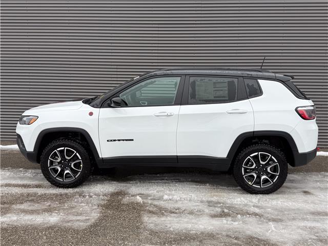 2026 Jeep Compass Trailhawk (Stk: 26098) in London - Image 3 of 24