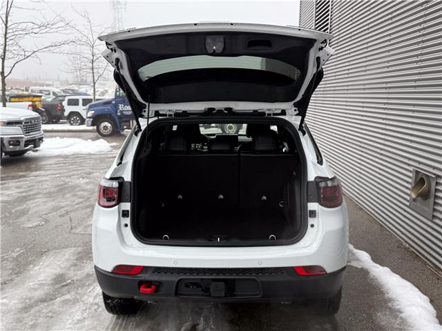 2026 Jeep Compass Trailhawk (Stk: 26098) in London - Image 6 of 24