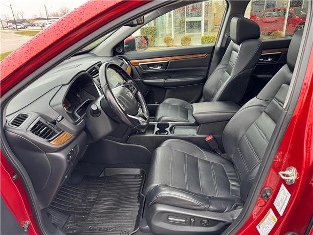 2018 Honda CR-V Touring (Stk: 19084) in Sarnia - Image 5 of 9