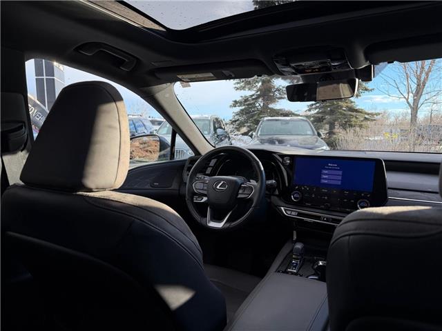 2023 Lexus RX 350 Base (Stk: 260259A) in Calgary - Image 17 of 19