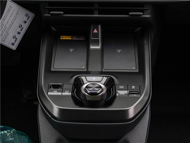 2026 Toyota bZ XLE (Stk: BZ6462) in Windsor - Image 19 of 26