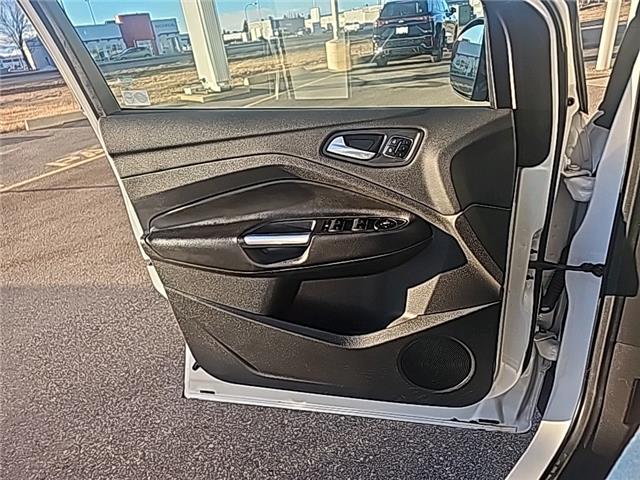 2016 Ford Escape Titanium (Stk: 25021C) in Lethbridge - Image 21 of 28 2016 Ford Escape Titanium (Stk: 25021C) in Lethbridge - Image 21 of 28