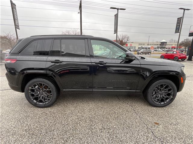 2025 Jeep Grand Cherokee Summit (Stk: 25-439) in Sarnia - Image 5 of 27