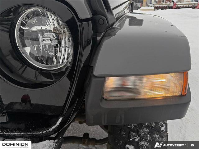 2023 Jeep Gladiator Sport S (Stk: 28588B) in Thunder Bay - Image 8 of 24 2023 Jeep Gladiator Sport S (Stk: 28588B) in Thunder Bay - Image 8 of 24
