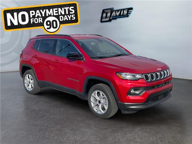 2026 Jeep Compass North (Stk: 30303) in Fort Macleod - Image 7 of 25