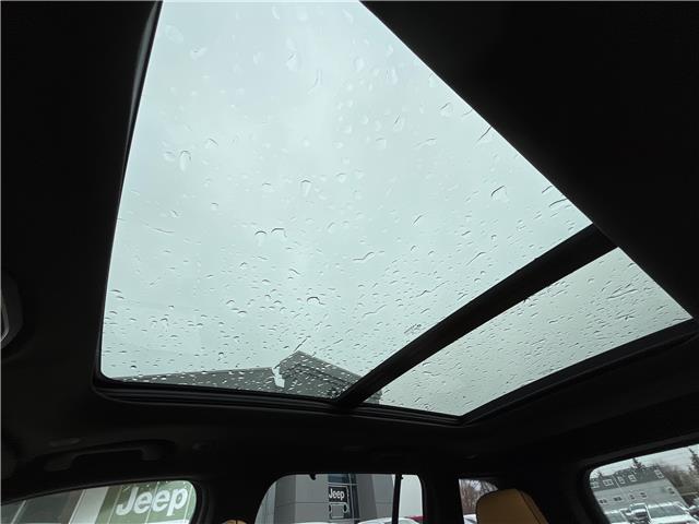 2025 Jeep Grand Cherokee Summit (Stk: 25-439) in Sarnia - Image 20 of 27