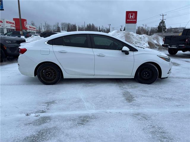 2018 Chevrolet Cruze LT Auto (Stk: 165015) in London - Image 5 of 10