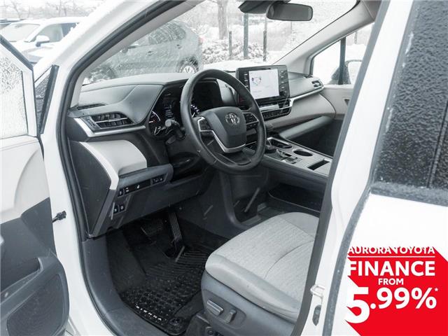 2021 Toyota Sienna LE 8-Passenger (Stk: 363751) in Aurora - Image 9 of 24