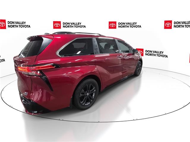 2024 Toyota Sienna XSE 7-Passenger (Stk: 10U6340) in Markham - Image 8 of 36