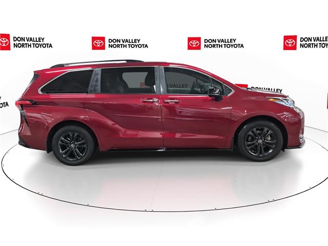 2024 Toyota Sienna XSE 7-Passenger (Stk: 10U6340) in Markham - Image 9 of 36