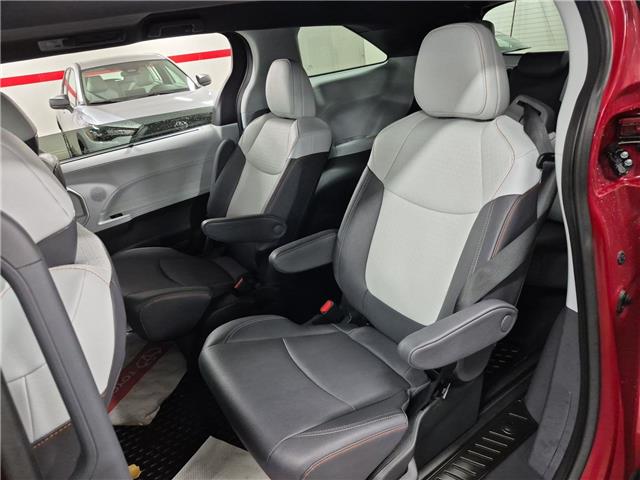2024 Toyota Sienna XSE 7-Passenger (Stk: 10U6340) in Markham - Image 29 of 36