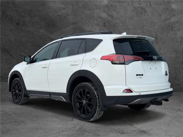 2018 Toyota RAV4 XLE (Stk: R4537A) in Kamloops - Image 4 of 25