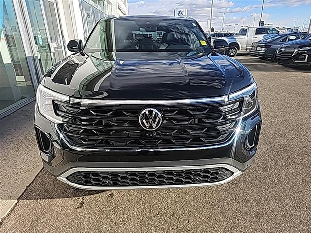 2026 Volkswagen Atlas Cross Sport 2.0 TSI Highline (Stk: 26229) in Lethbridge - Image 7 of 23