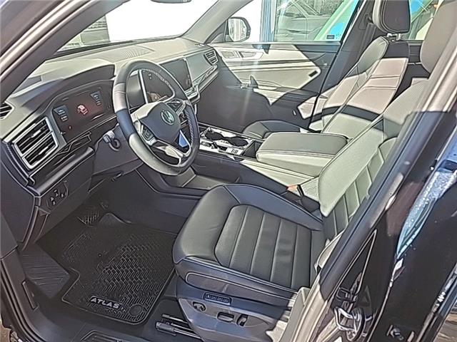2026 Volkswagen Atlas Cross Sport 2.0 TSI Highline (Stk: 26229) in Lethbridge - Image 10 of 23