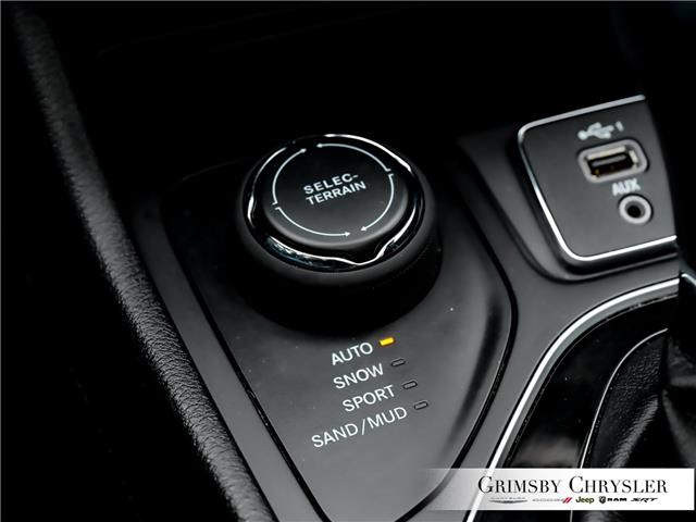 2021 Jeep Cherokee Altitude (Stk: U6215) in Grimsby - Image 33 of 34