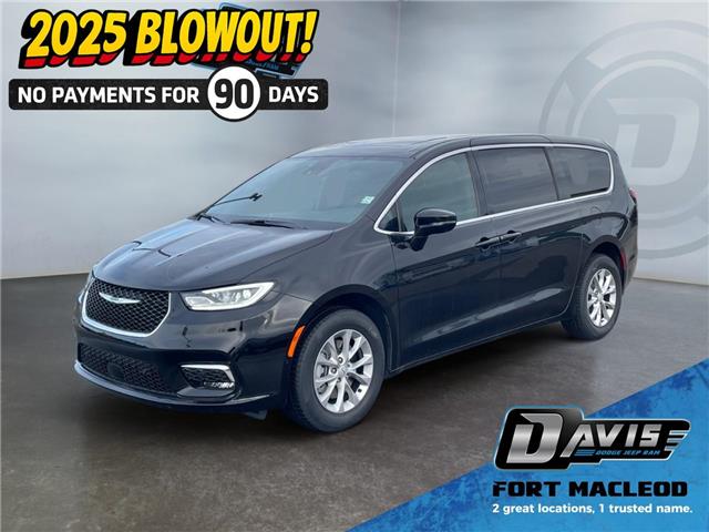 2025 Chrysler Pacifica Select (Stk: 30452) in Fort Macleod - Image 1 of 26