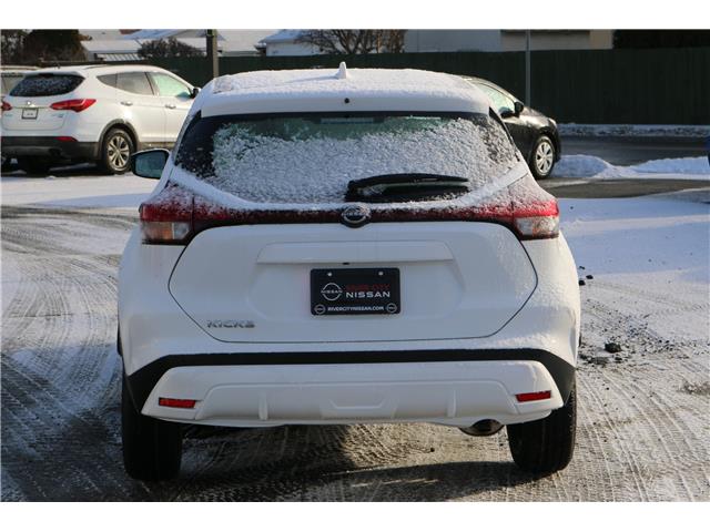 2025 Nissan Kicks Play S (Stk: T25327) in Kamloops - Image 4 of 21