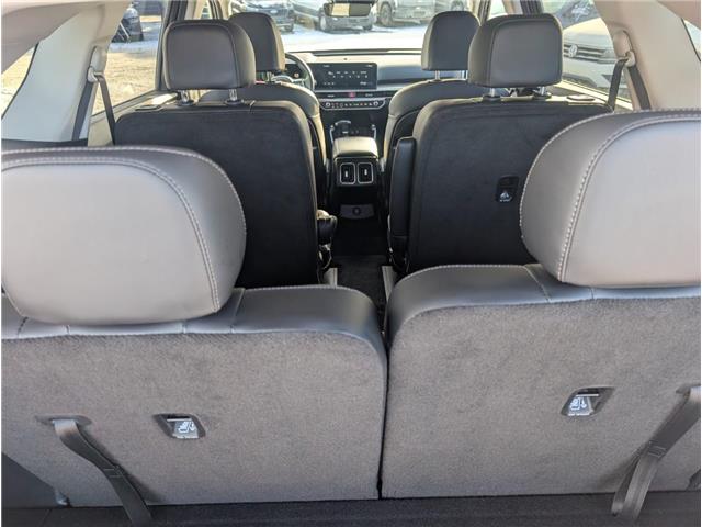 2025 Kia Sorento 2.5T EX (Stk: T-607A) in Calgary - Image 16 of 27