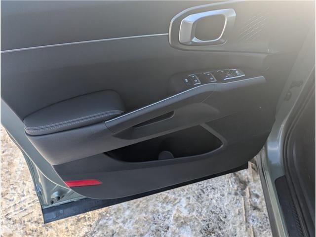 2025 Kia Sorento 2.5T EX (Stk: T-607A) in Calgary - Image 21 of 27